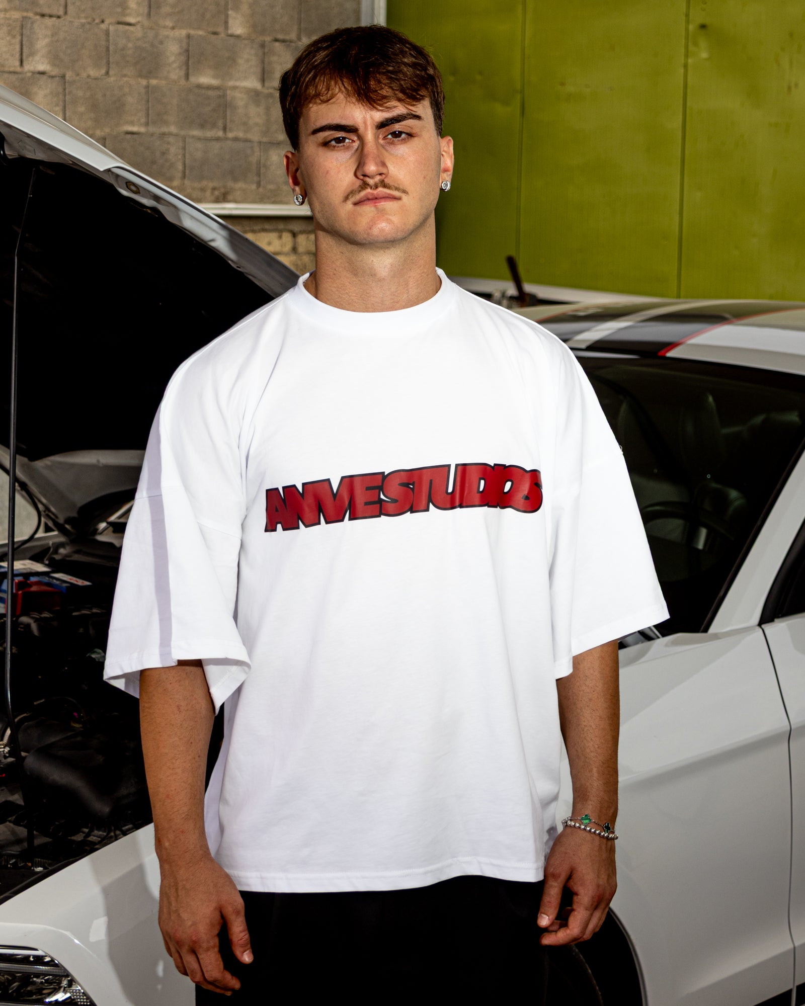 IDENTITY TEE
