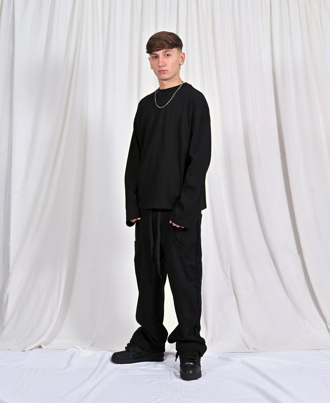 LONG SLEEVE URBAN SILENCE