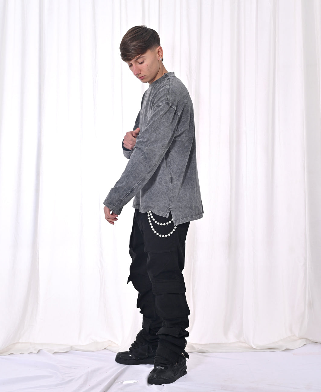 LOONG SLEEVE GREY TENSION