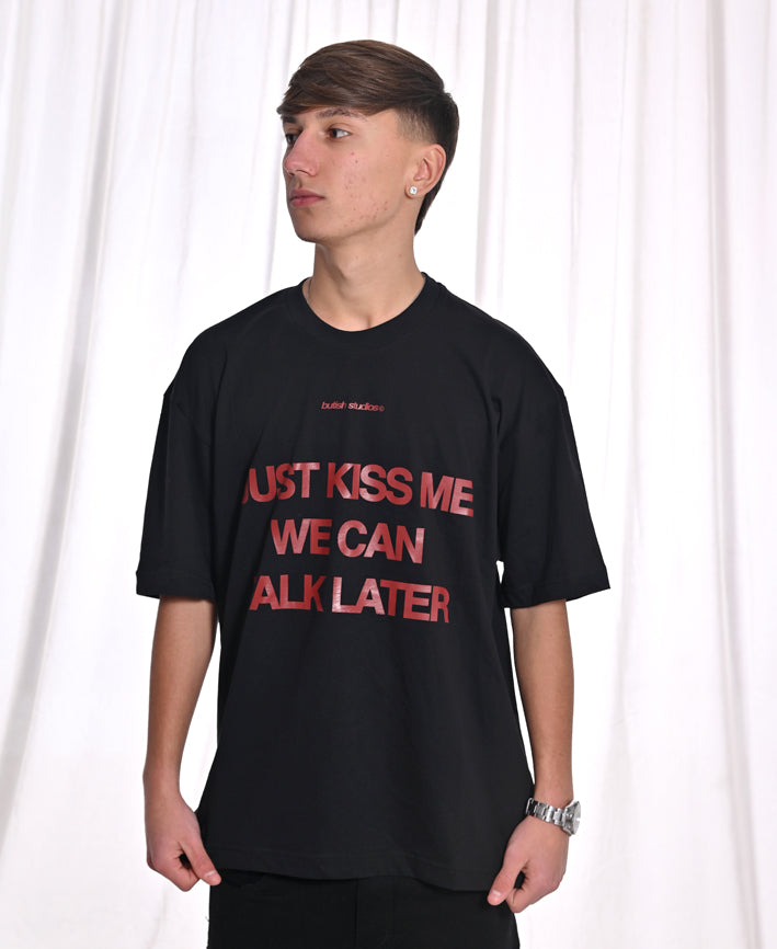 T-SHIRT KISS