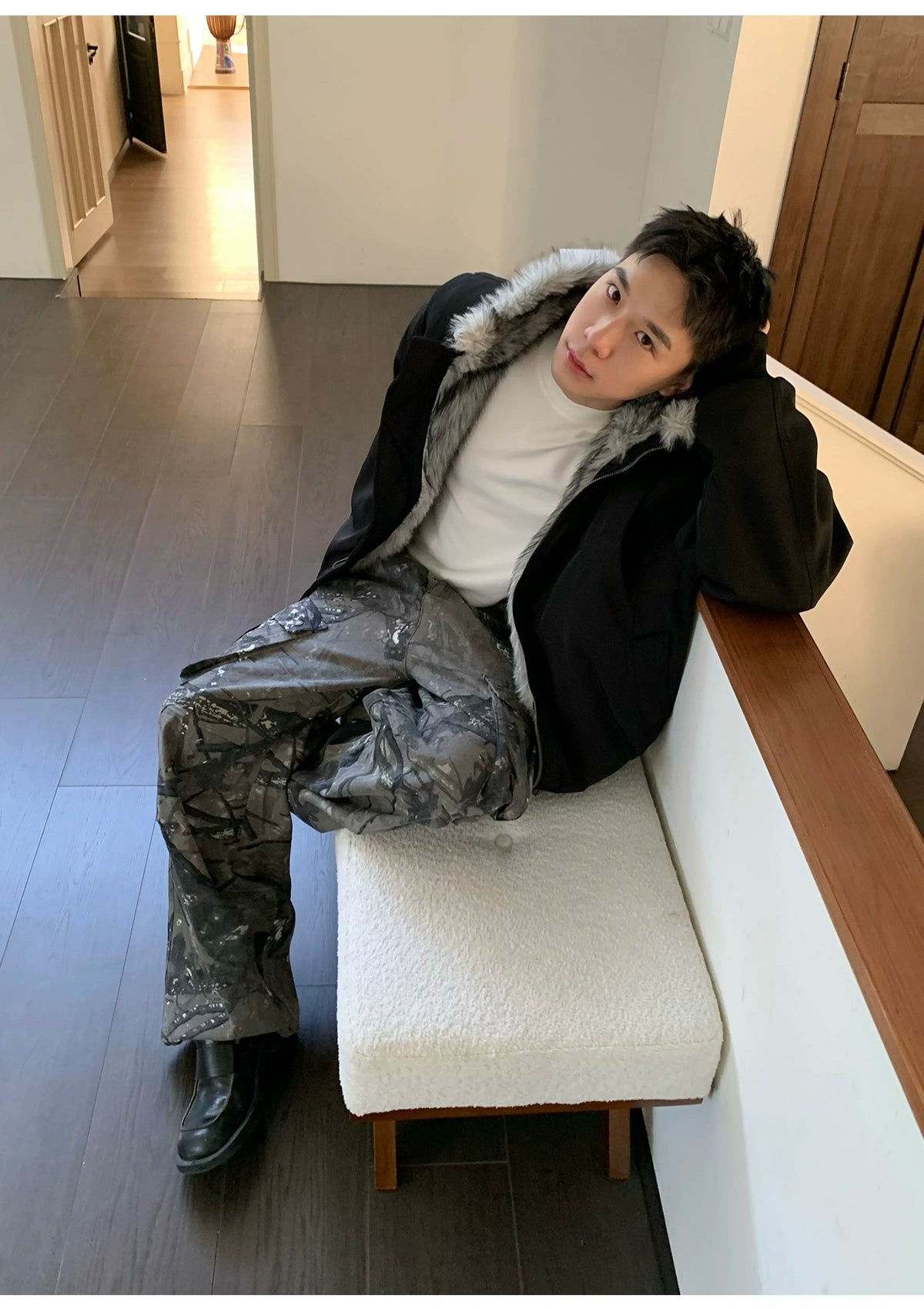 Giacca con collo in pelliccia intagliata R1DGE